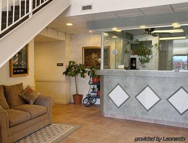 Super 8 By Wyndham Knoxville Downtown Area Interno foto