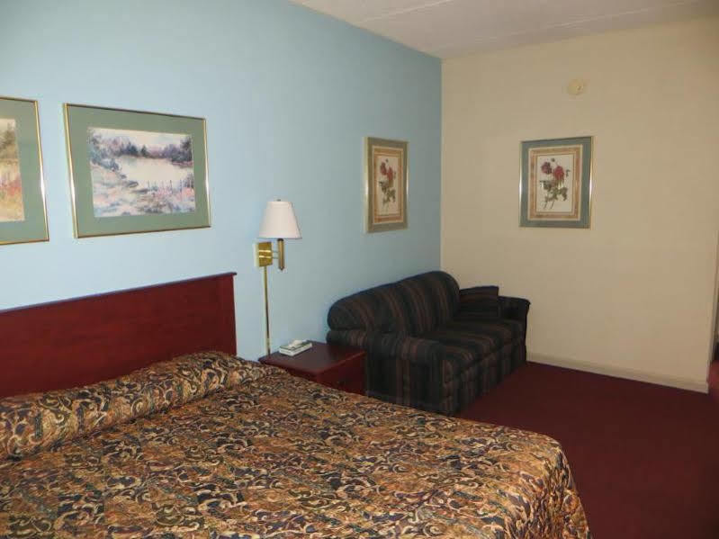 Super 8 By Wyndham Knoxville Downtown Area Esterno foto